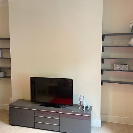 Beautiful 2 Bedroom Apartment- Prime Location, Aberdeen Centre Eksteriør bilde