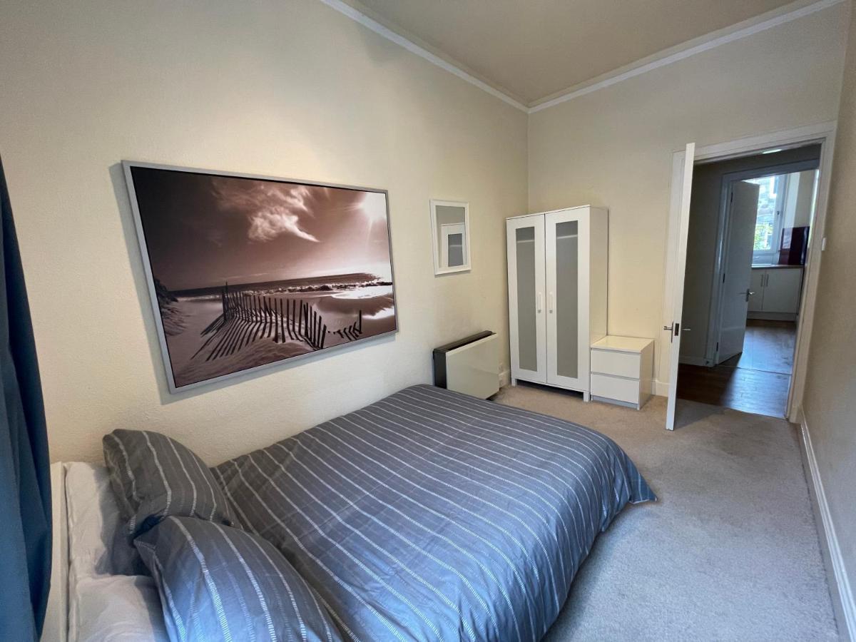 Beautiful 2 Bedroom Apartment- Prime Location, Aberdeen Centre Eksteriør bilde