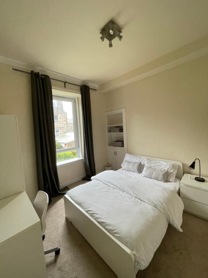 Beautiful 2 Bedroom Apartment- Prime Location, Aberdeen Centre Eksteriør bilde